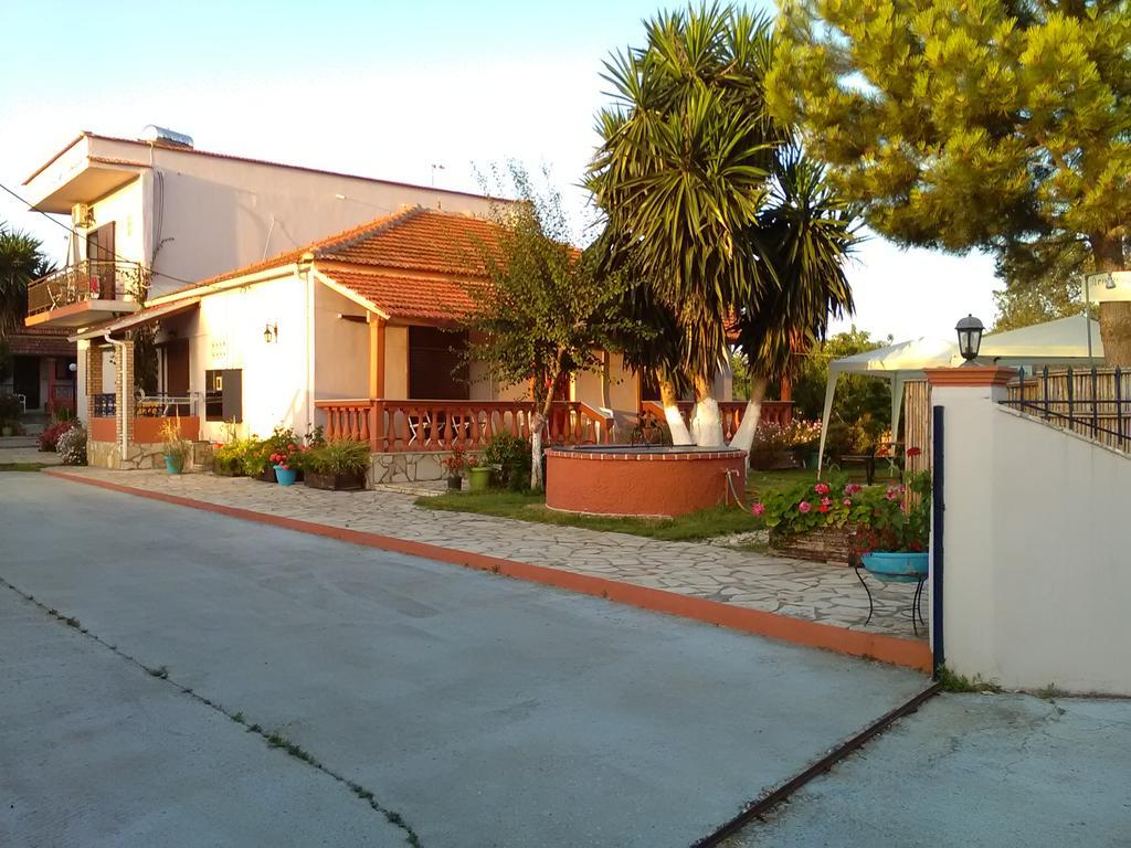 Armonia Studios Agios Georgios  Exterior photo