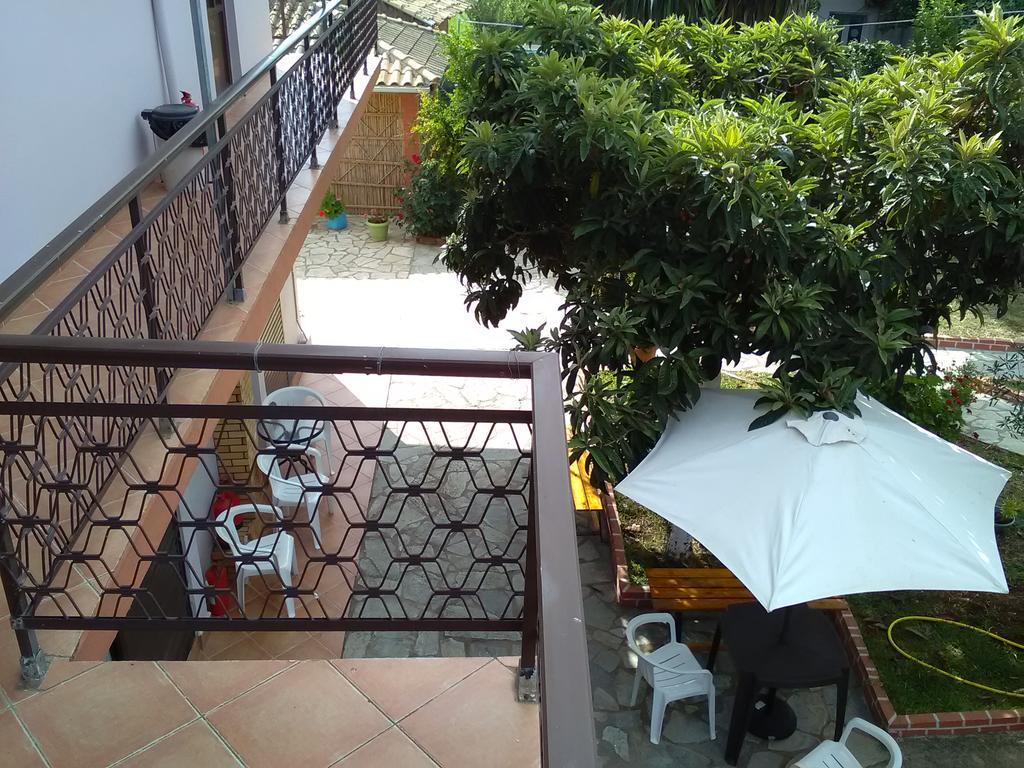 Armonia Studios Agios Georgios  Exterior photo